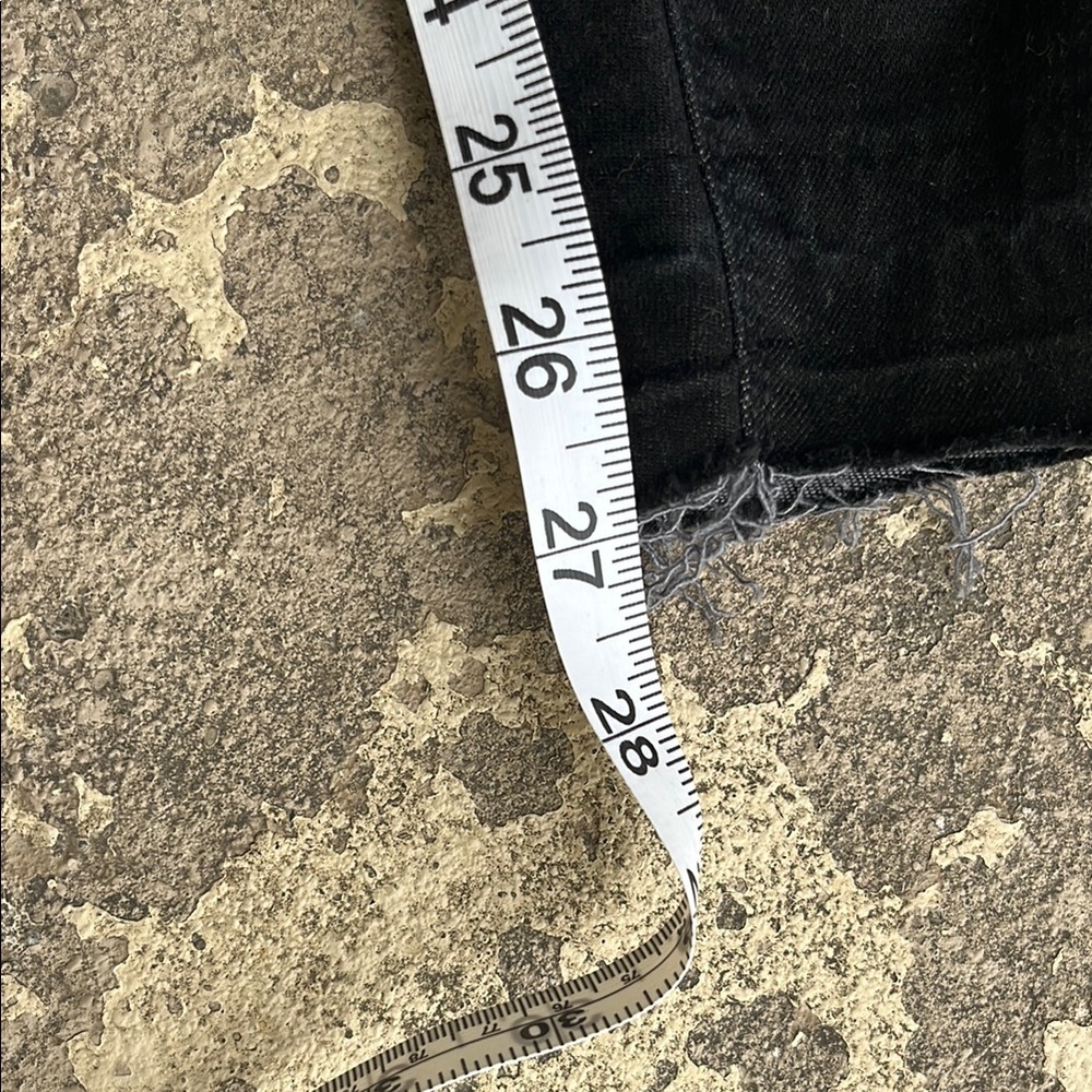 New SPANX Black Skinny Jeans Distressed Knee - Picture 11 of 16